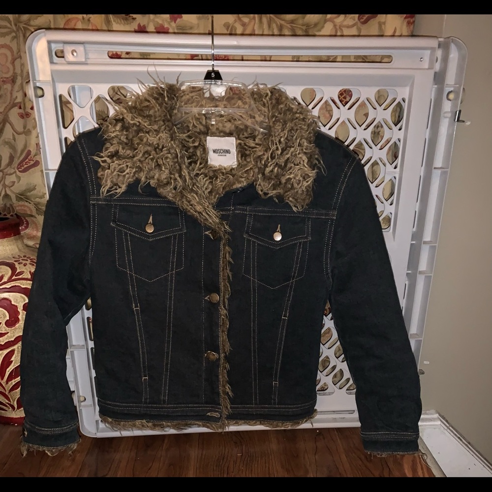 Moschino juniors Jean jacket with faux fur size 34 European=girls age 8/9 - Picture 2 of 9